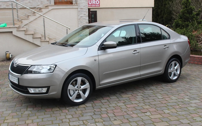 Skoda RAPID cena 35900 przebieg: 63995, rok produkcji 2014 z Baranów Sandomierski małe 326